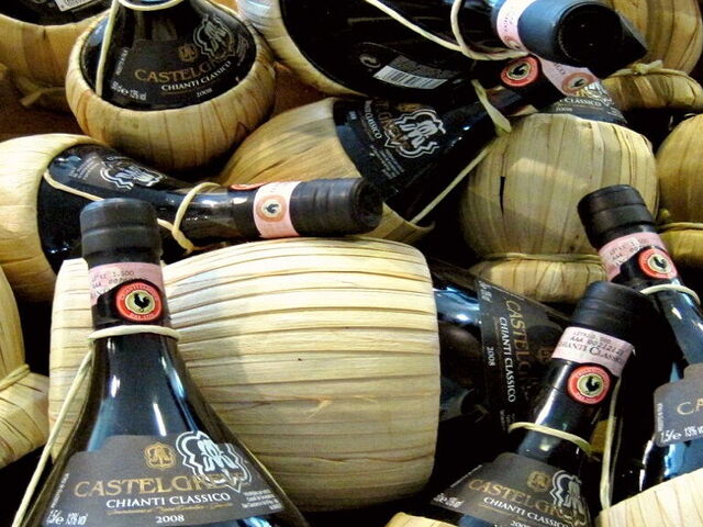 The Legend Behind the Black Rooster of Chianti Classico