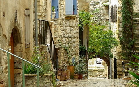 A Tour in Montefiore Conca and Its Malatesta Castle