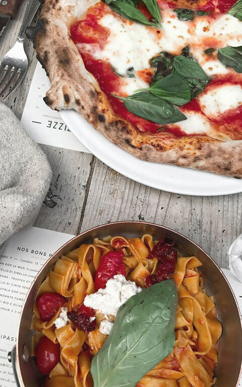 Italy: Pizza, Pasta and Mandolino