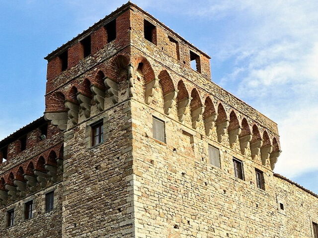 Mystery, Magic and Ghosts: the Castle of Lari