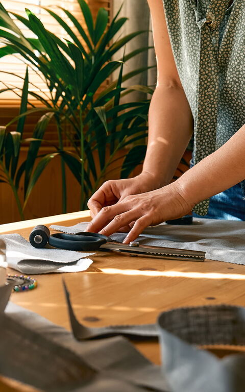 Where to Buy Iconic Italian Fashion Items in Tuscany