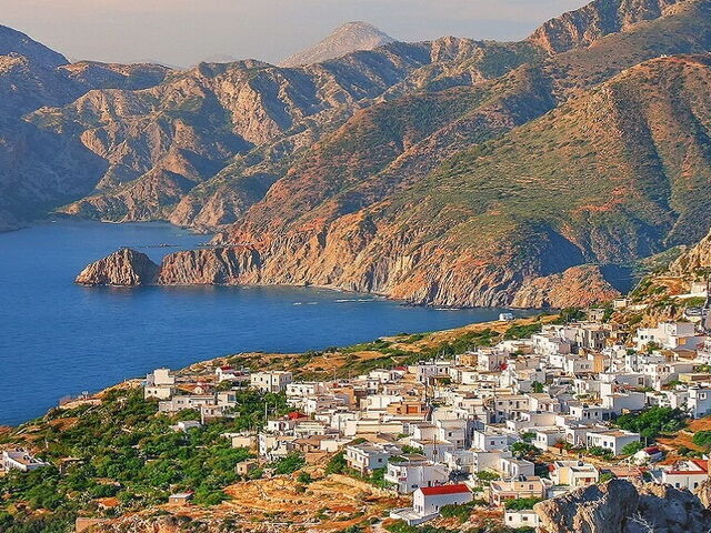 8 Quiet Greek Islands to Choose for a Relaxing Holiday