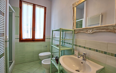 Accommodation Casa Rossa 7: Bathroom