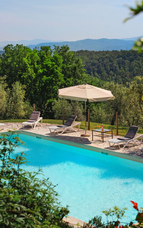 Pozzo Dei Desideri: Building Exterior, Outdoor, Pool