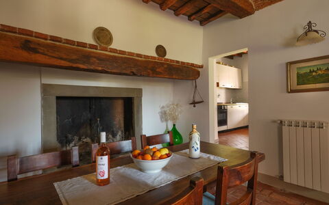 Accommodation Pozzo Dei Desideri 2: Dining Room, Living Room