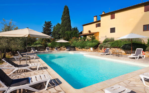 Pozzo dei Desideri: Building Exterior, Outdoor, Pool