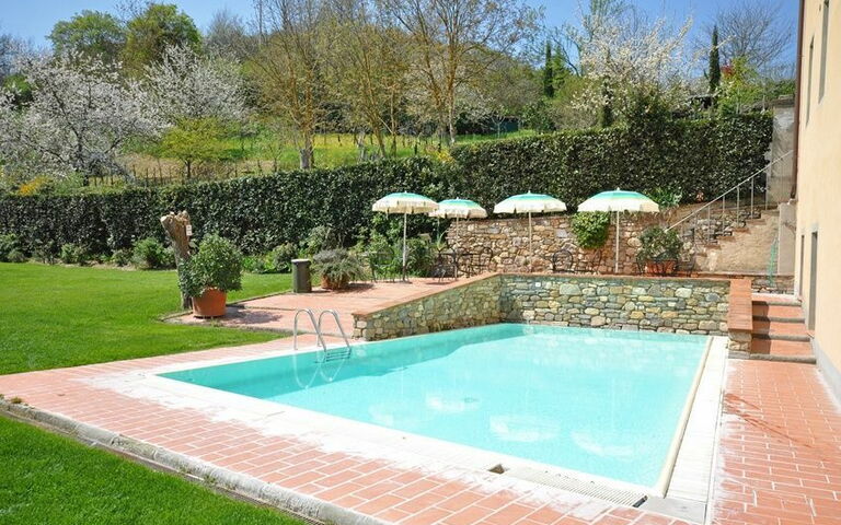 Palazzo a Greve: Outdoor, Pool