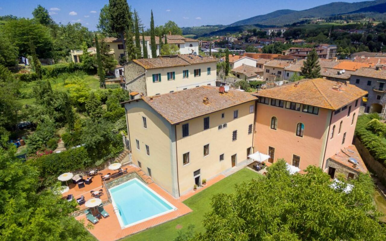 Palazzo a Greve: Outdoor, Pool