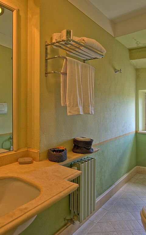Castello Leopoldo: Bathroom