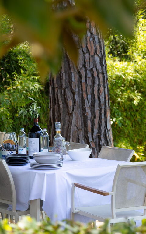 Villa Orchidea: Building Exterior, Garden, Outdoor