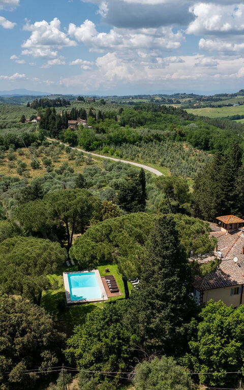 Villa Orchidea: Pool, Scenic View