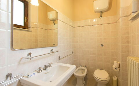 Accommodation Villa Acciaioli: Bathroom