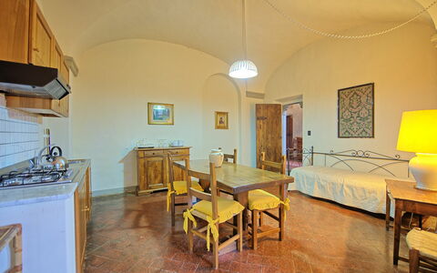 Accommodation Montegufoni 3: Dining Room, Kitchen, Living Room