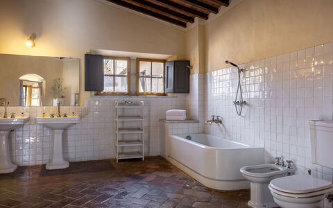 Accommodation Galleria: Bathroom