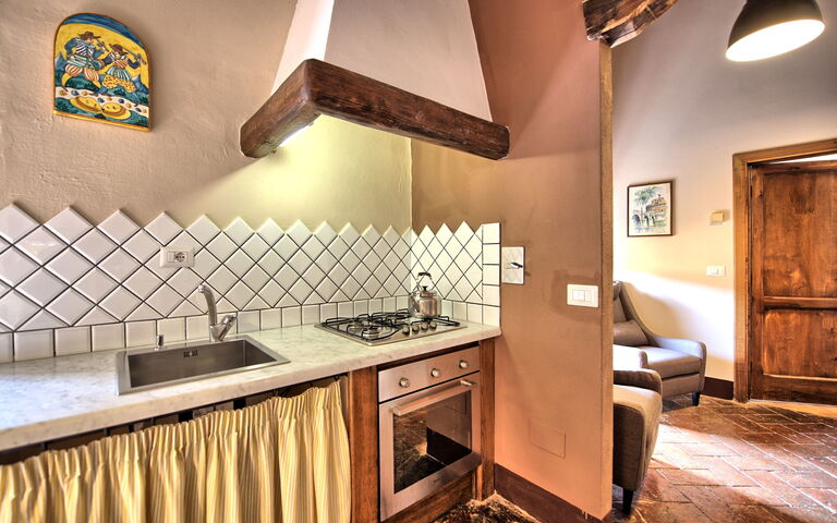 Accommodation Montegufoni 19b: Dining Room, Kitchen, Living Room