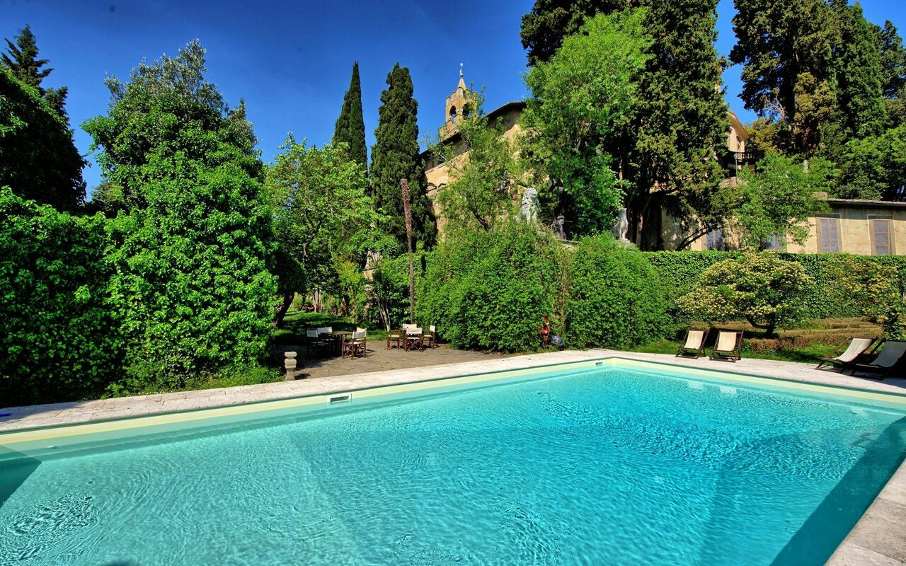 Montegufoni: Pool