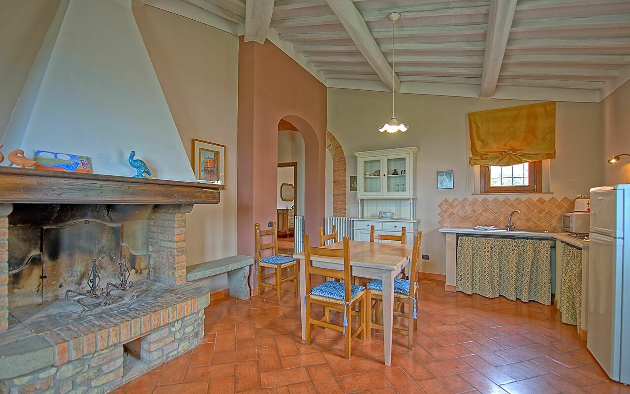 Accommodation Tiglio: Dining Room, Kitchen, Living Room