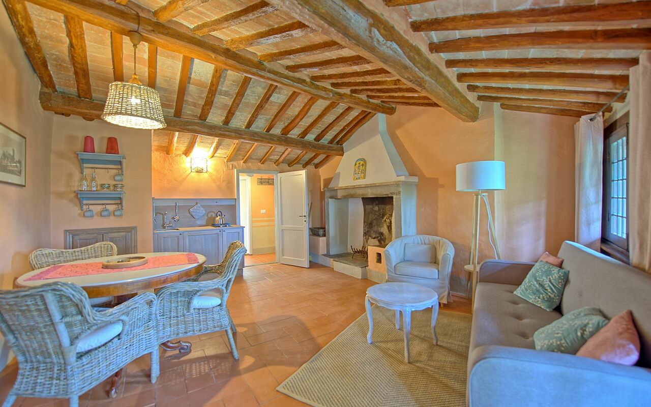 Accommodation Montegufoni 11: Dining Room, Kitchen, Living Room