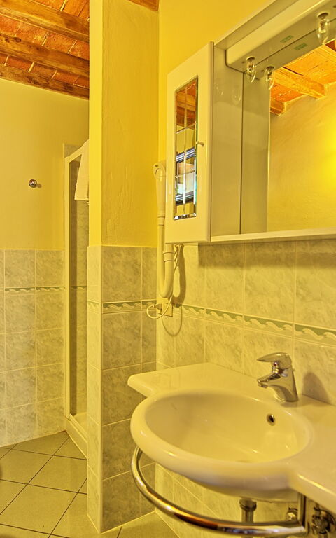 Poggio Conca: Bathroom