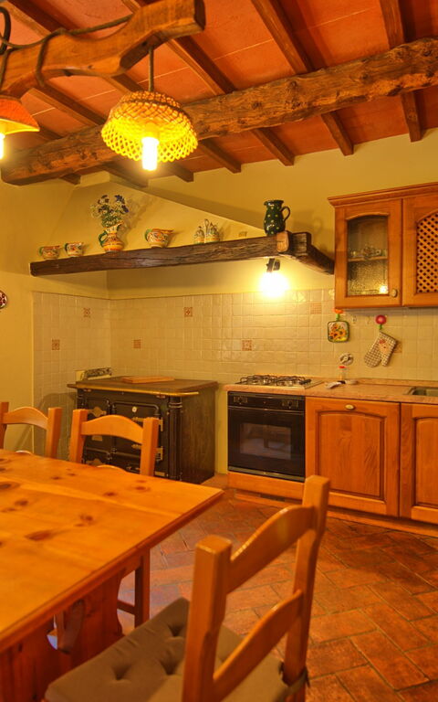 Poggio Conca: Dining Room, Kitchen
