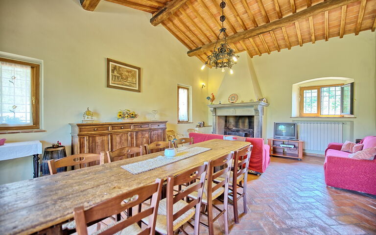 Poggio Conca: Dining Room, Living Room