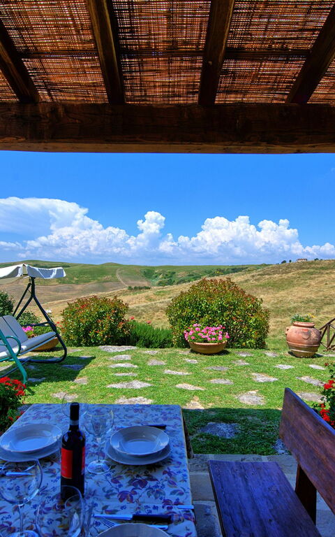 Castelmuzio: Garden, Outdoor