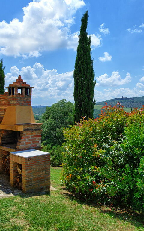 Castelmuzio: Outdoor