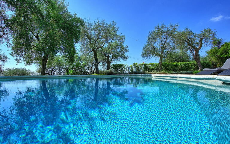 Villa Oliveta: Pool, Scenic View, Summer