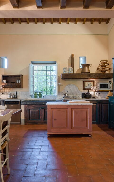 Villa Fontine: Dining Room, Kitchen