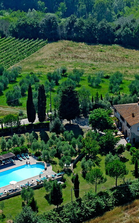 Montelopio: Pool, Scenic View