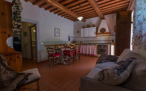 Accommodation Montelopio 3: Dining Room, Kitchen, Living Room