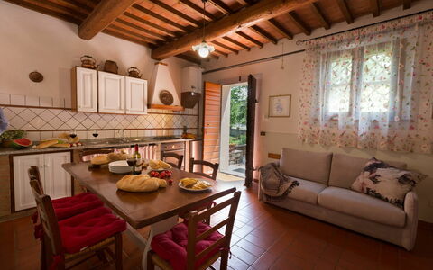 Accommodation Montelopio 3: Dining Room, Kitchen, Living Room