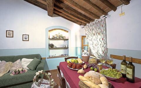 Accommodation Montelopio 8: Dining Room, Kitchen, Living Room