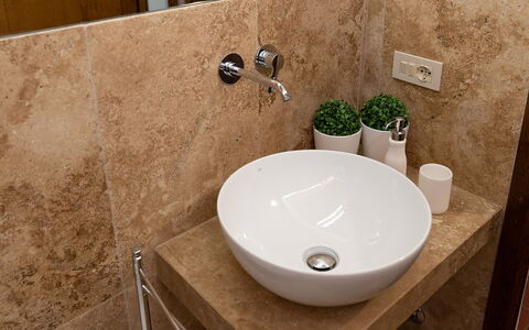 Accommodation Montelopio 7: Bathroom, Room Detail