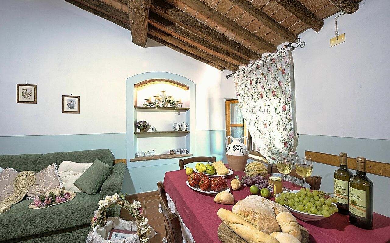 Accommodation Montelopio 8: Dining Room, Kitchen, Living Room