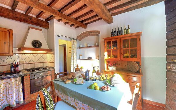 Accommodation Montelopio 2: Dining Room, Kitchen, Living Room