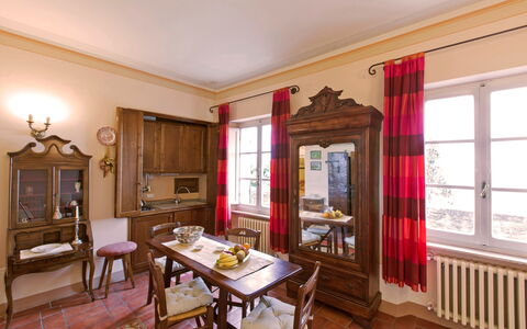 Accommodation Santo Agostino Belvedere: Kitchen, Living Room