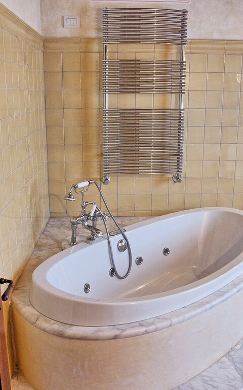 Villa Petrognano: Bathroom