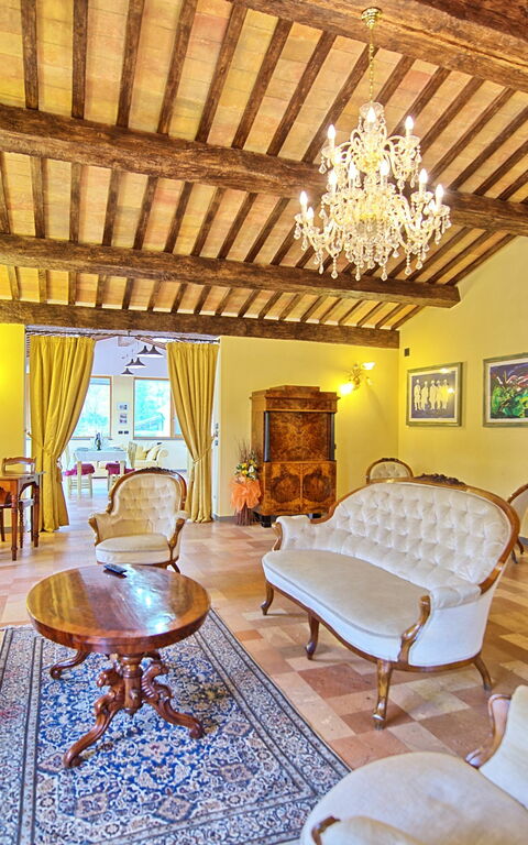 Villa Contessa: Living Room