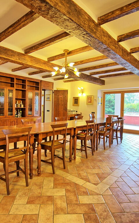 Villa Contessa: Common Room, Dining Room
