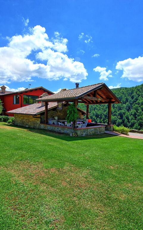 Villa Contessa: Building Exterior, Garden