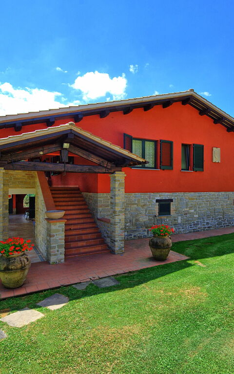 Villa Contessa: Building Exterior, Garden