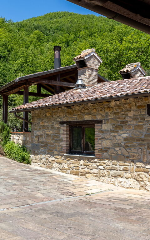 Villa Contessa: Building Exterior, Garden, Outdoor
