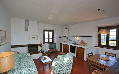 Accommodation La Selva 4: Dining Room, Living Room