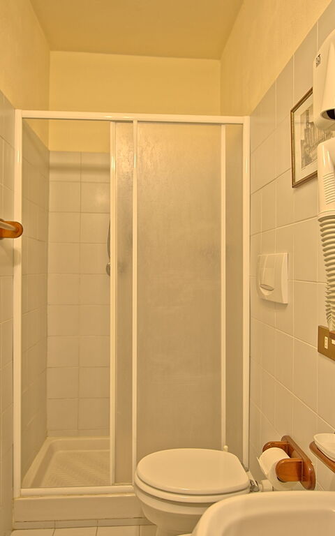 Il Frantoio: Bathroom