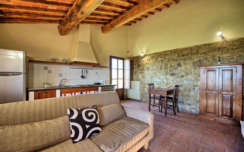 Accommodation Fornacino 6: Kitchen, Living Room