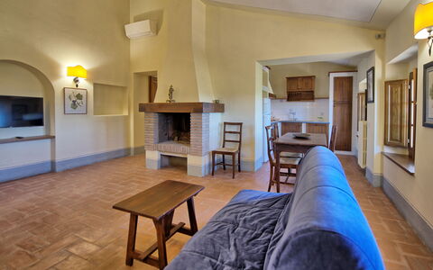 Accommodation Fornacino 3: Kitchen, Living Room
