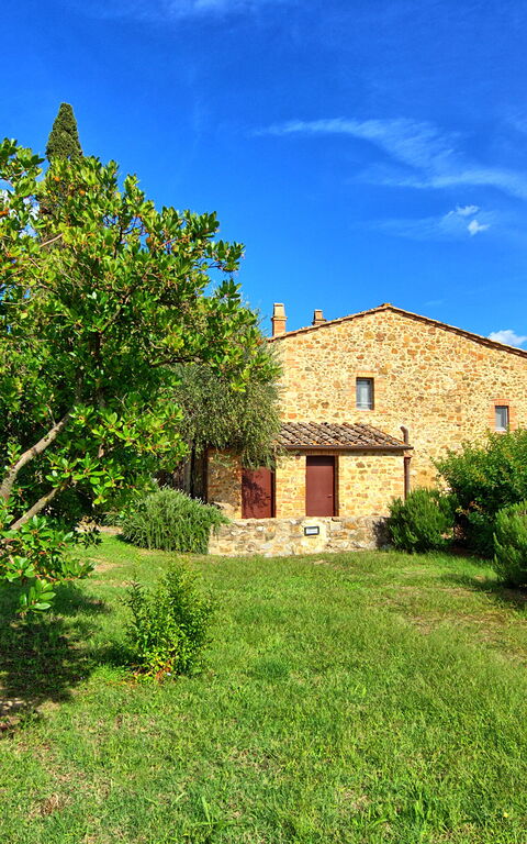 Brunello: Building Exterior, Garden