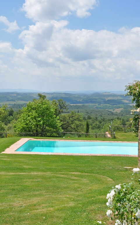 Podere Orietta: Building Exterior, Garden, Pool