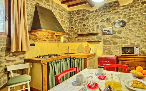 Accommodation Orietta 1: Dining Room, Kitchen, Living Room